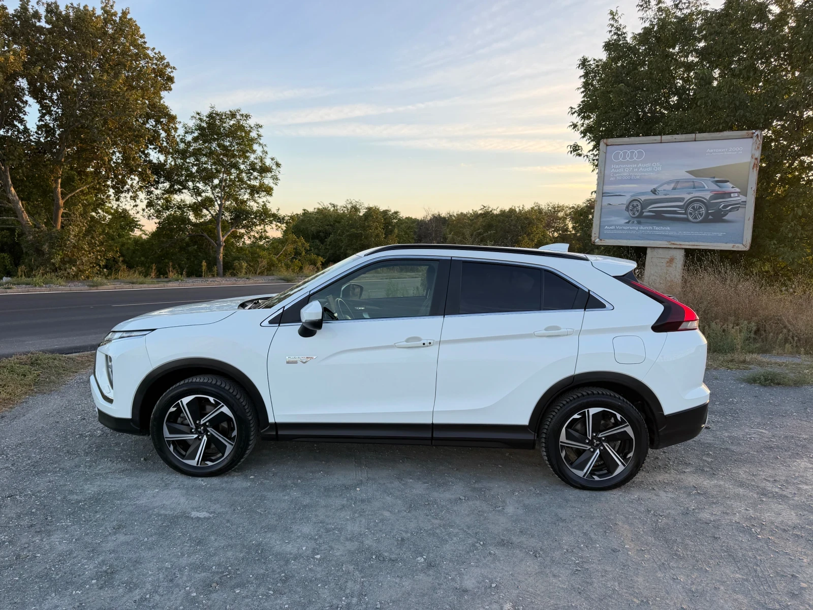 Mitsubishi Eclipse Cross 2.4 PLUG IN-HYBRID / 4X4 / INSTYLE+ / WAZE | Mobile.bg � ����������� 7
