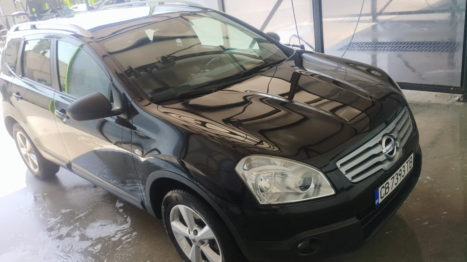 Nissan Qashqai 1.6, снимка 3 - Автомобили и джипове - 56646036