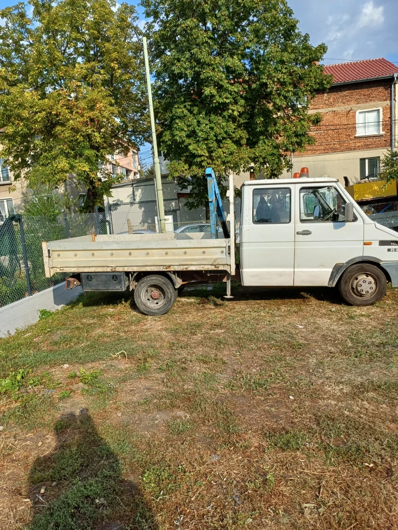 Iveco Daily, снимка 2 - Бусове и автобуси - 47243626