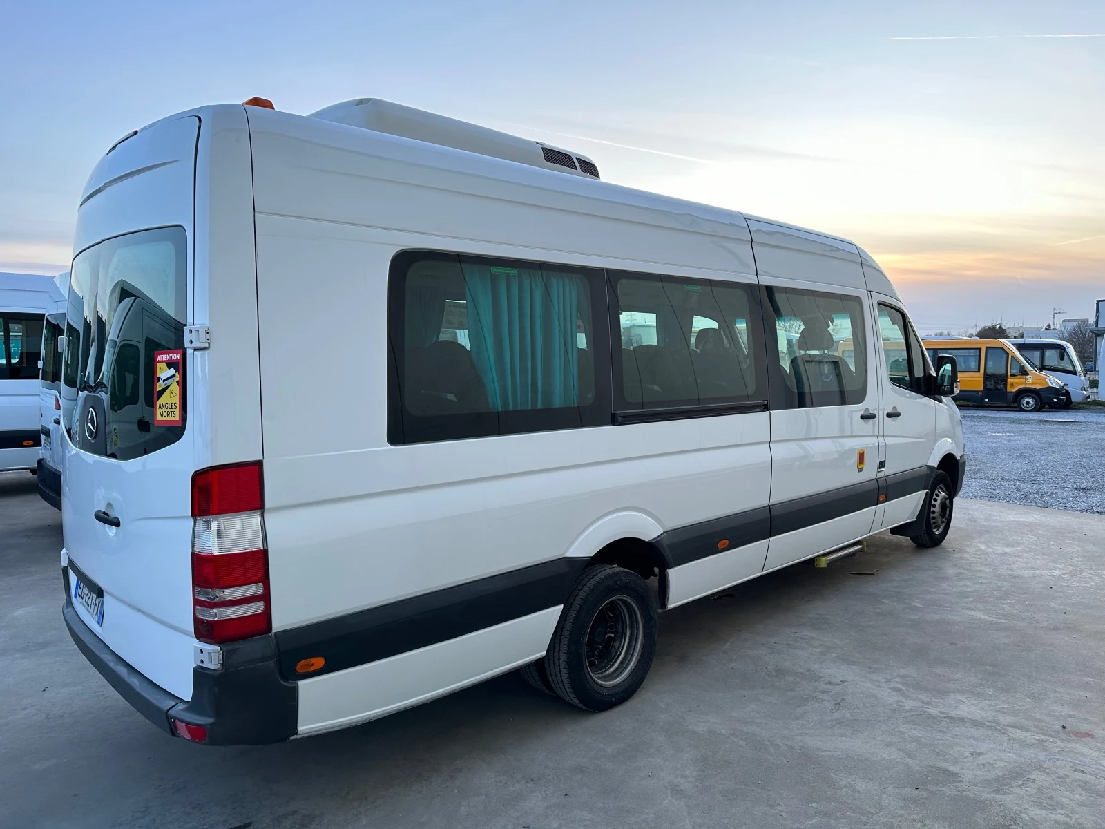 Mercedes-Benz Sprinter 516 Климатик,20 Седалки,Два Броя - изображение 6