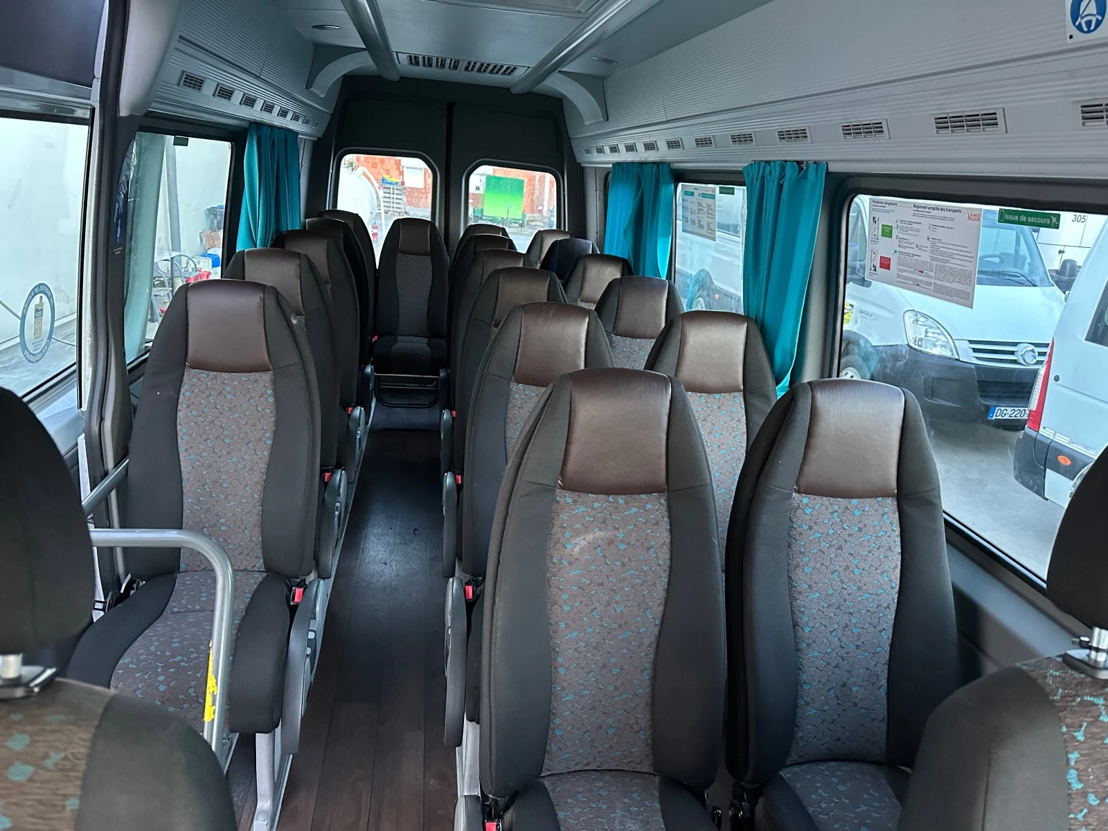 Mercedes-Benz Sprinter 516 Климатик,20 Седалки,Два Броя - изображение 10