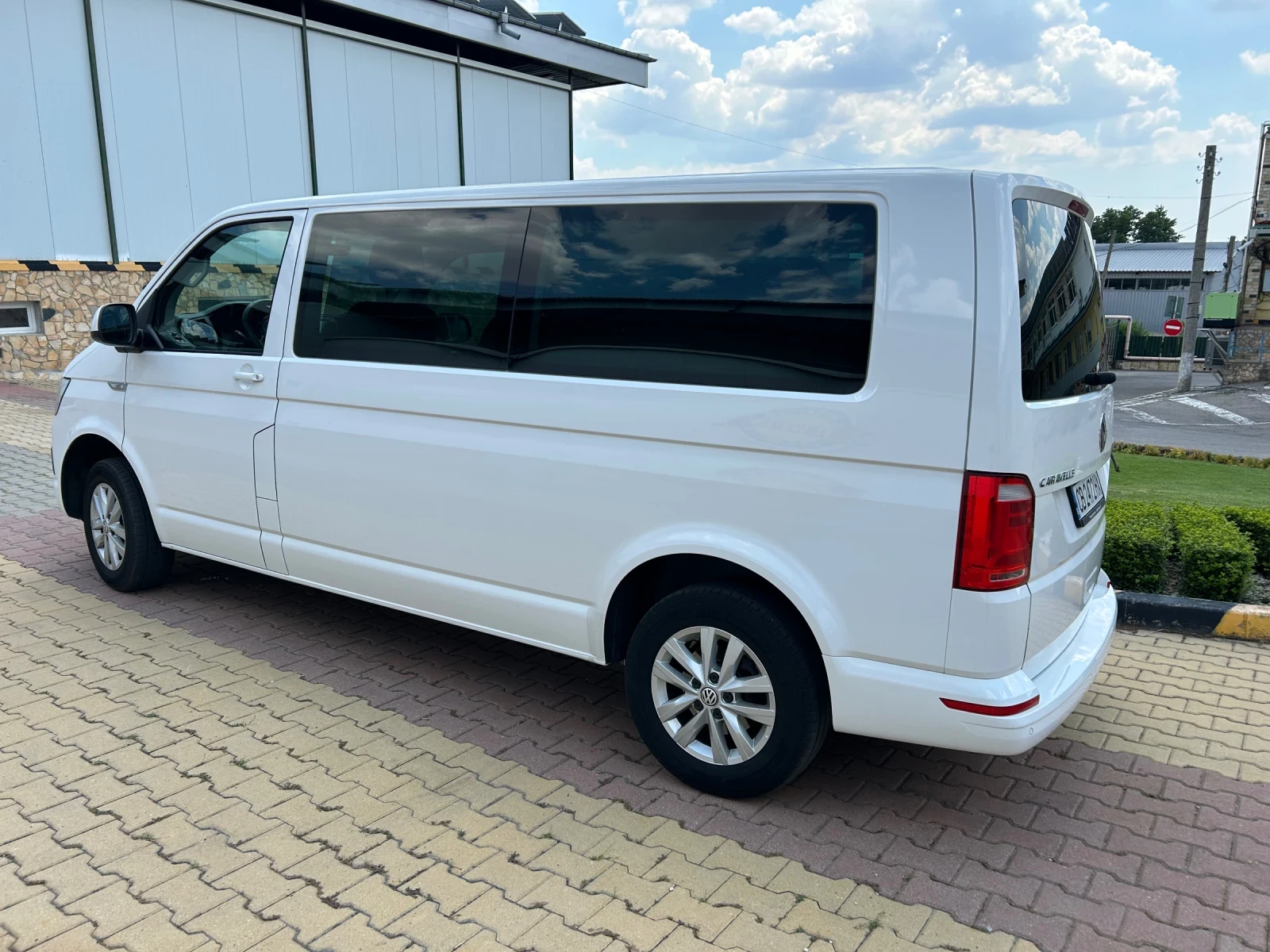 VW Caravelle 4x4, 7DSG - изображение 3