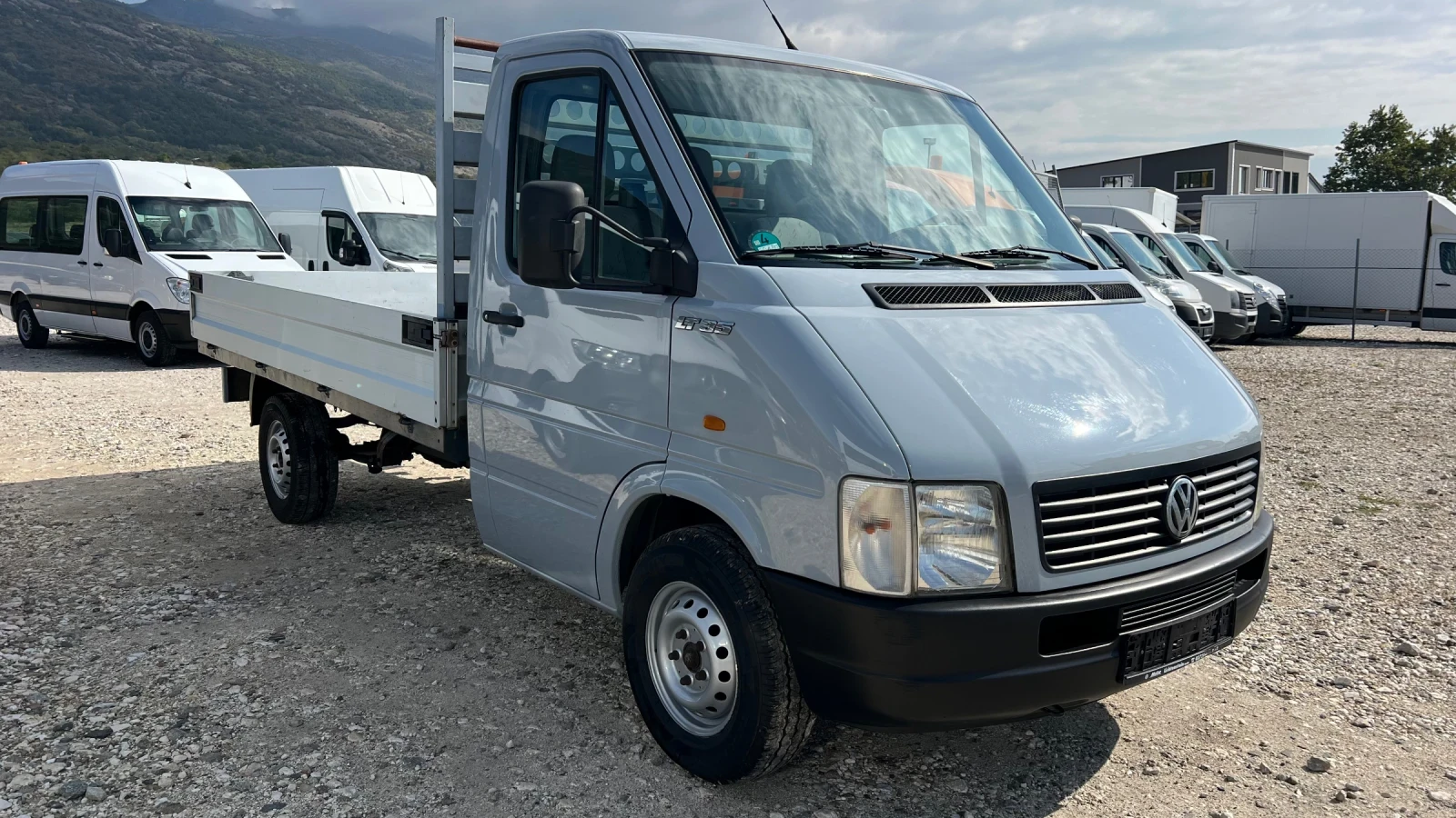 VW Lt 2.5 TDI 3.50 каросерия РЕАЛНИ КОЛОМЕТРИ - изображение 2