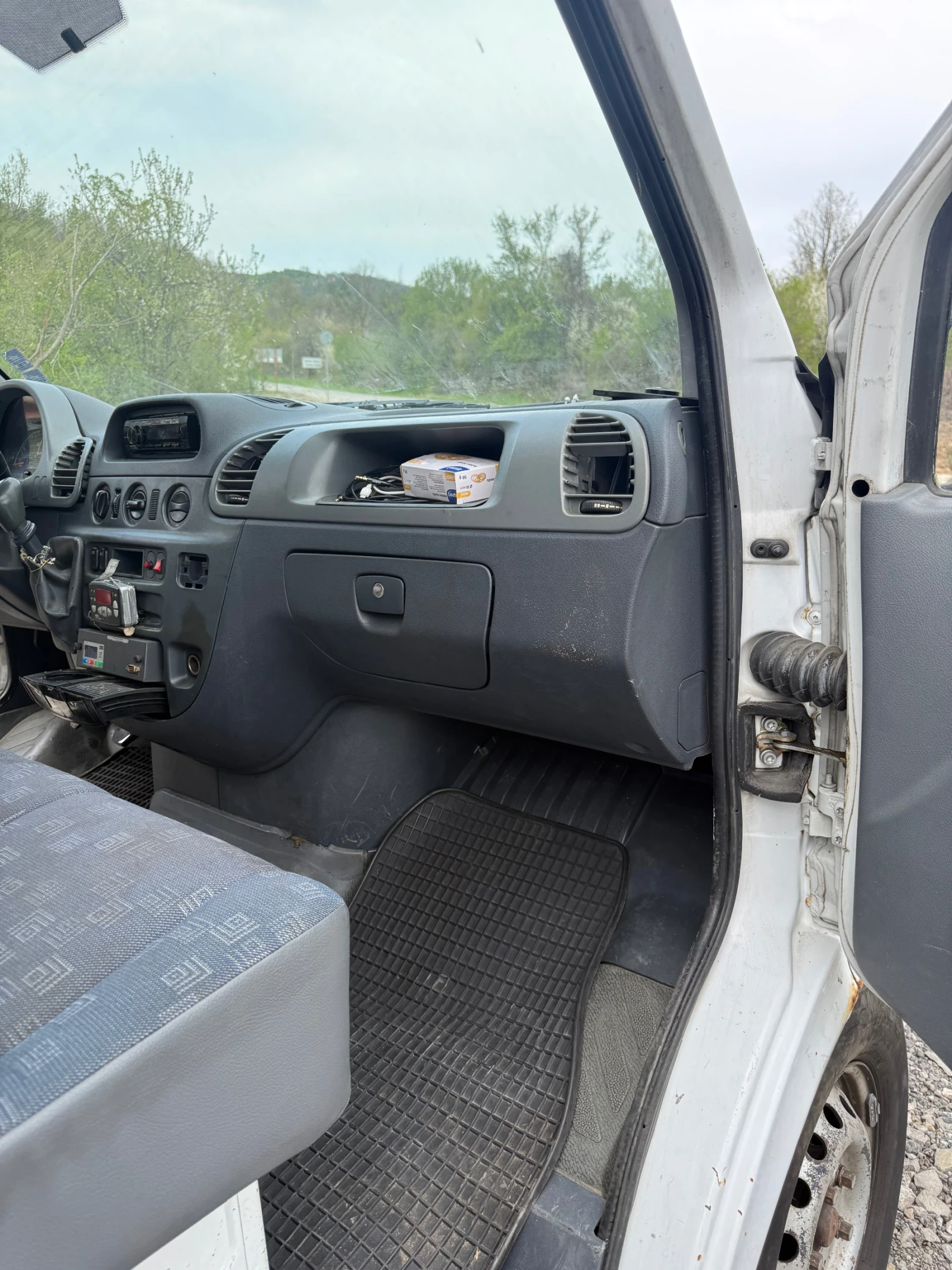 Mercedes-Benz Sprinter, снимка 13 - Бусове и автобуси - 54270007