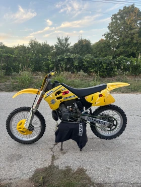  Suzuki Rm