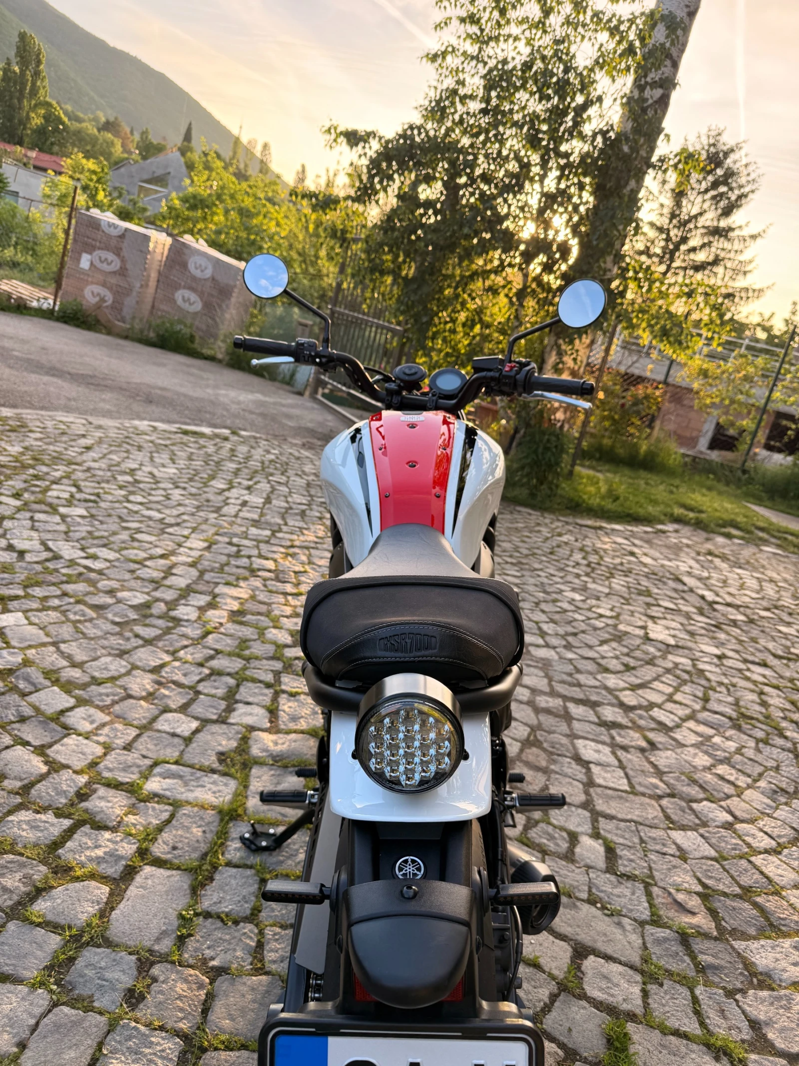 Yamaha XSR700, снимка 16 - Мотоциклети и мототехника - 54672018