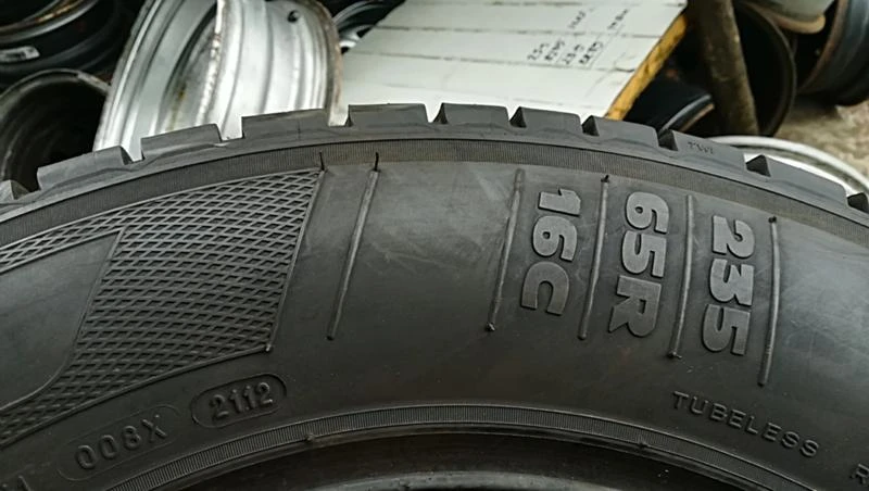 Гуми Летни 235/65R16, снимка 7 - Гуми и джанти - 25326683