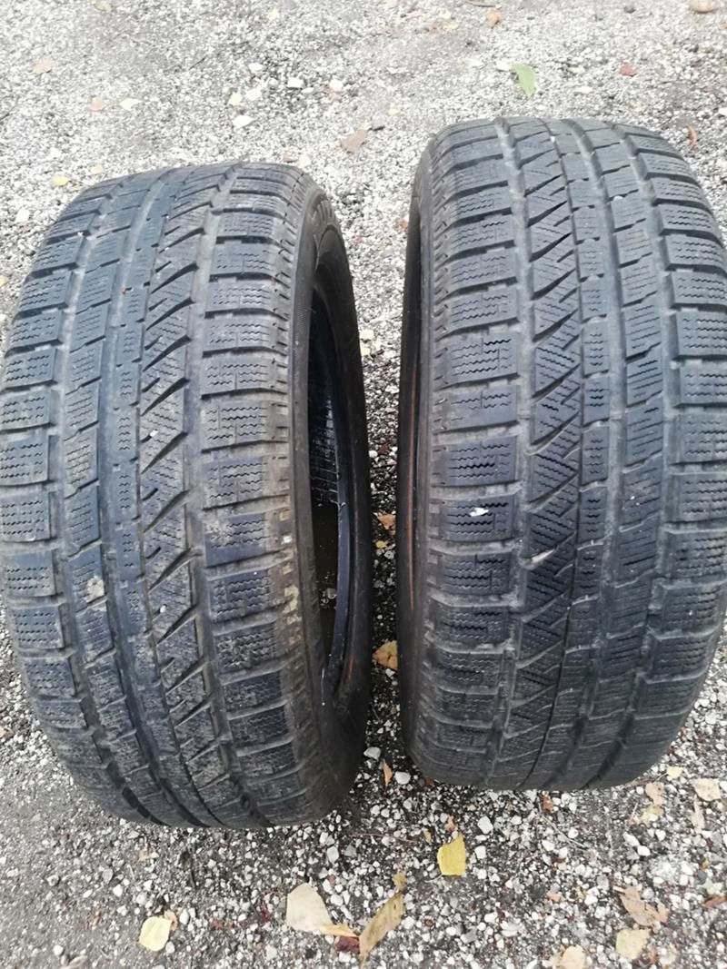 Гуми Зимни 205/55R16, снимка 1 - Гуми и джанти - 26968977