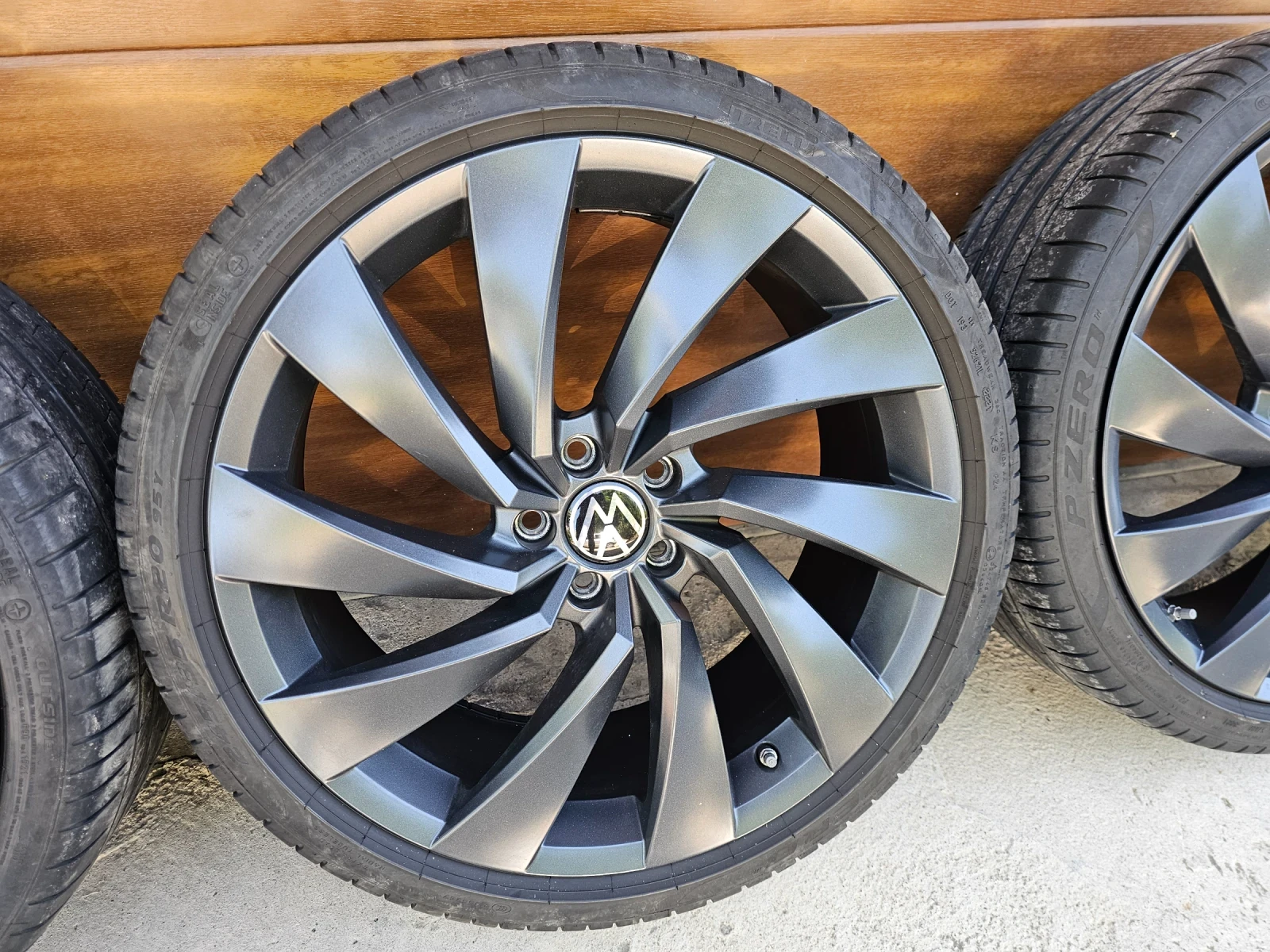 ���� � ������ 245/35R20 �� VW Arteon | Mobile.bg � ����������� 3