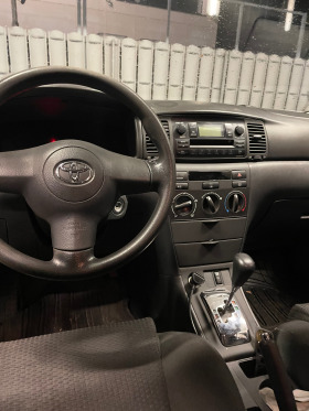 Toyota Corolla, снимка 17 - Автомобили и джипове - 45494857