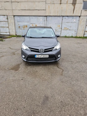 Обява за продажба на Toyota Verso ~18 500 лв. - изображение 1