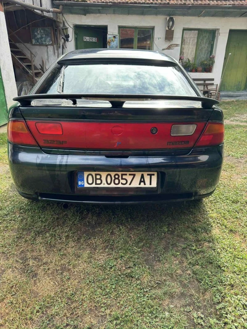 Mazda 323, снимка 7 - Автомобили и джипове - 47972607