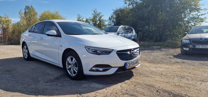 Opel Insignia Grand sport 1.5T, снимка 7 - Автомобили и джипове - 47713084