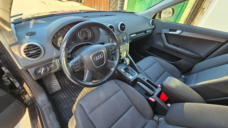 Audi A3 1.6 TDI , снимка 9 - Автомобили и джипове - 49244522