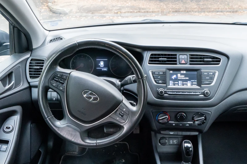Hyundai I20 1.0T GDI, снимка 10 - Автомобили и джипове - 52135040