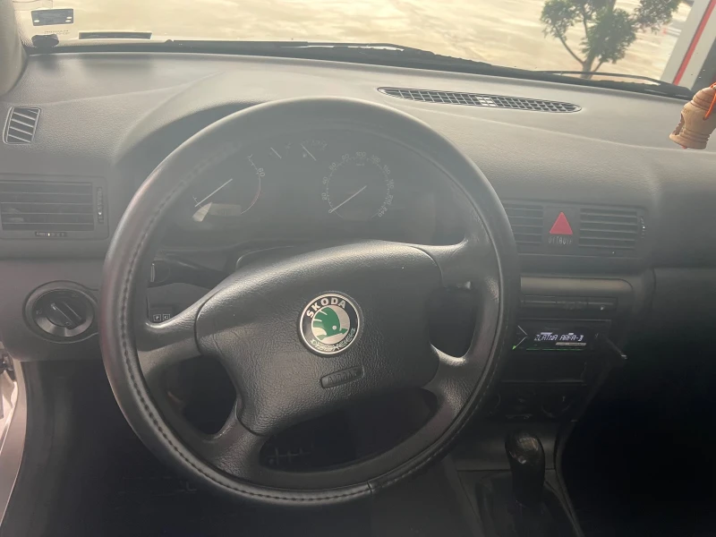 Skoda Octavia 2.0 Газ, снимка 6 - Автомобили и джипове - 52694662