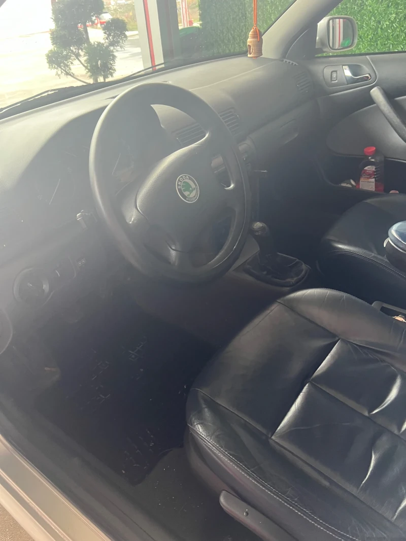 Skoda Octavia 2.0 Газ, снимка 11 - Автомобили и джипове - 52694662