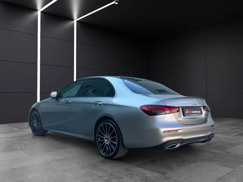 Mercedes-Benz E 400 4-Matic AMG, снимка 4 - Автомобили и джипове - 52706808