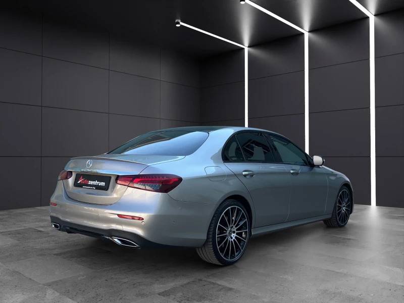 Mercedes-Benz E 400 4-Matic AMG, снимка 3 - Автомобили и джипове - 52706808