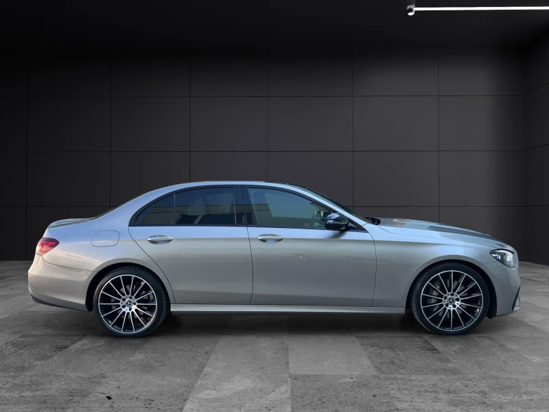 Mercedes-Benz E 400 4-Matic AMG, снимка 7 - Автомобили и джипове - 52706808