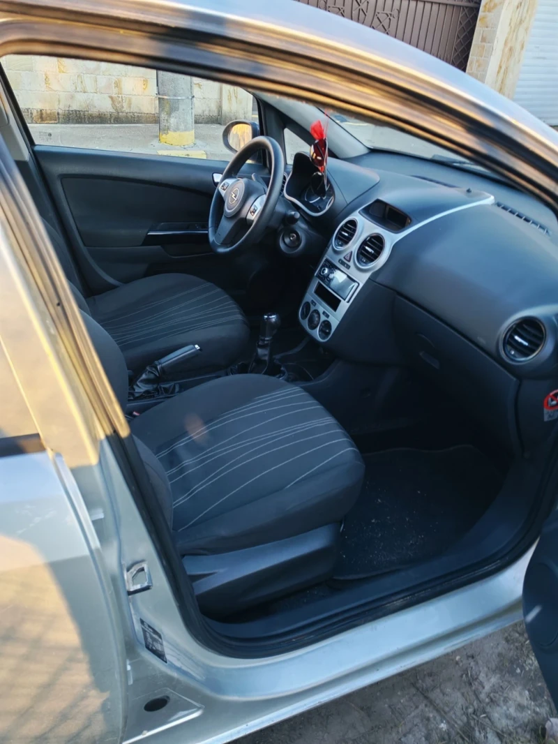 Opel Corsa, снимка 5 - Автомобили и джипове - 53250580