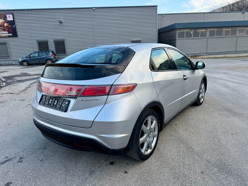 Honda Civic 1.8i 140к.с. LPG, снимка 4 - Автомобили и джипове - 53431700