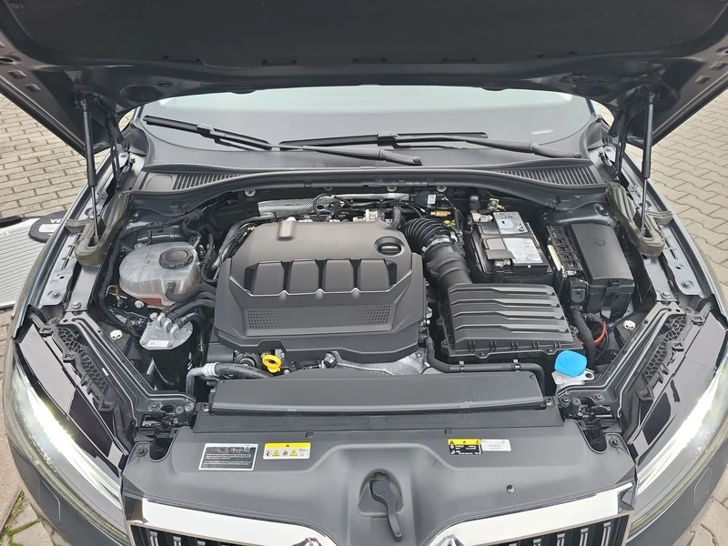 Skoda Superb 2.0 TDI 147kW 7-speed automatic, снимка 5 - Автомобили и джипове - 53153989