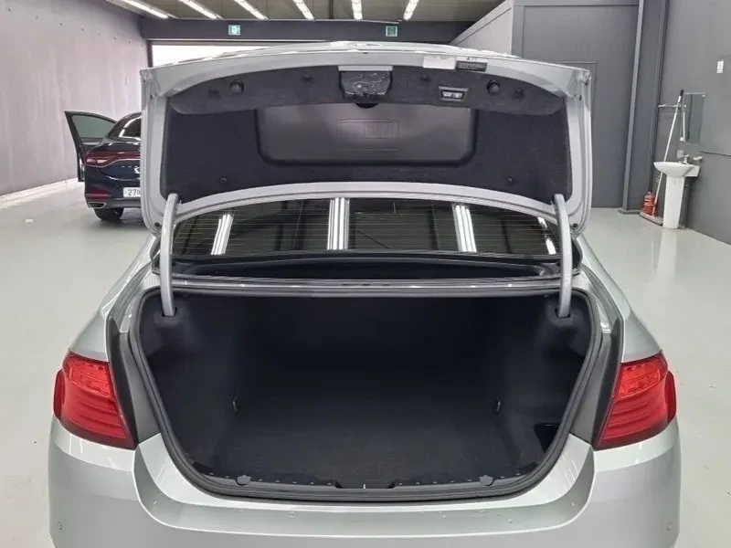 BMW 528 i, снимка 16 - Автомобили и джипове - 55146028