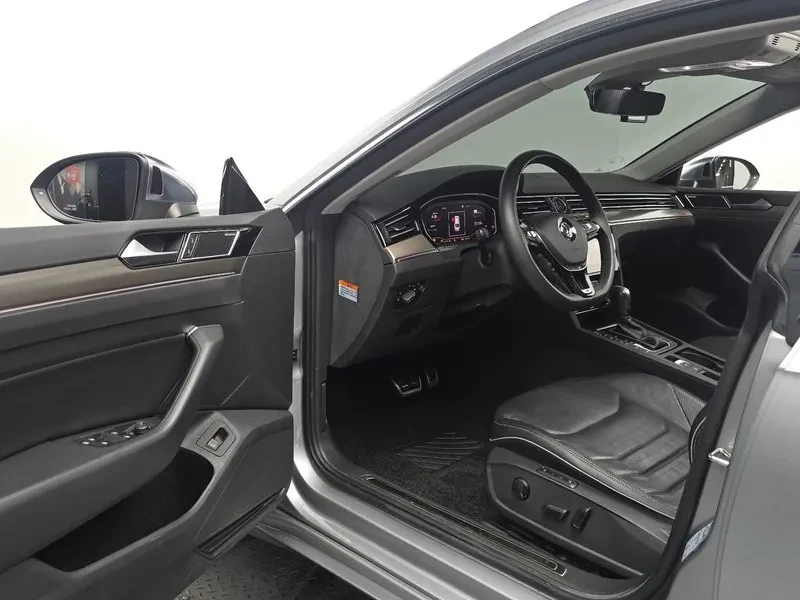 VW Arteon 2.0 TDI PRESTIGE, снимка 10 - Автомобили и джипове - 56561776