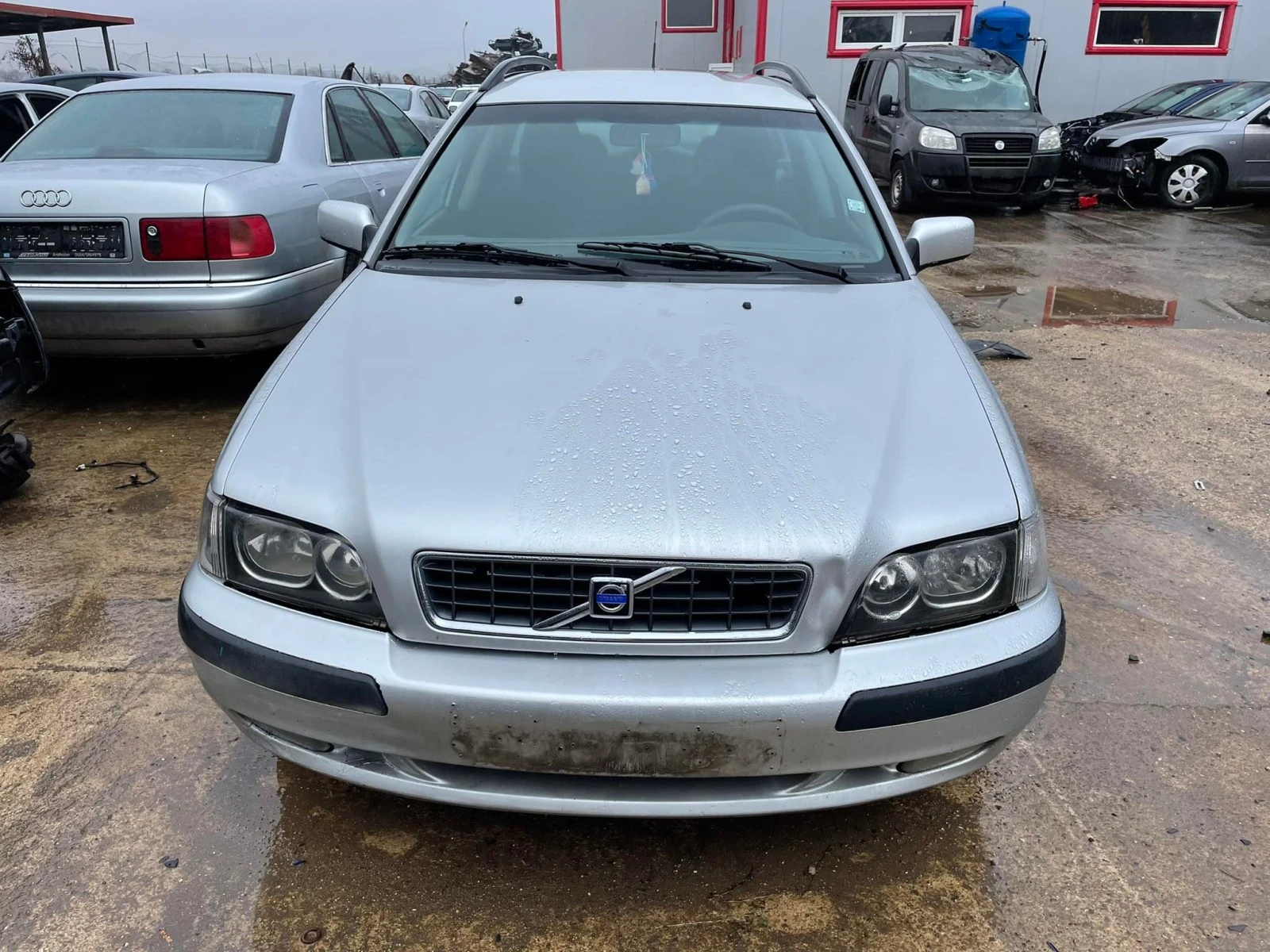 Volvo V40 1.9, снимка 1