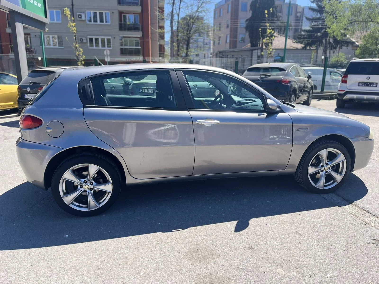 Alfa Romeo 147 1.9 JTDM - изображение 7