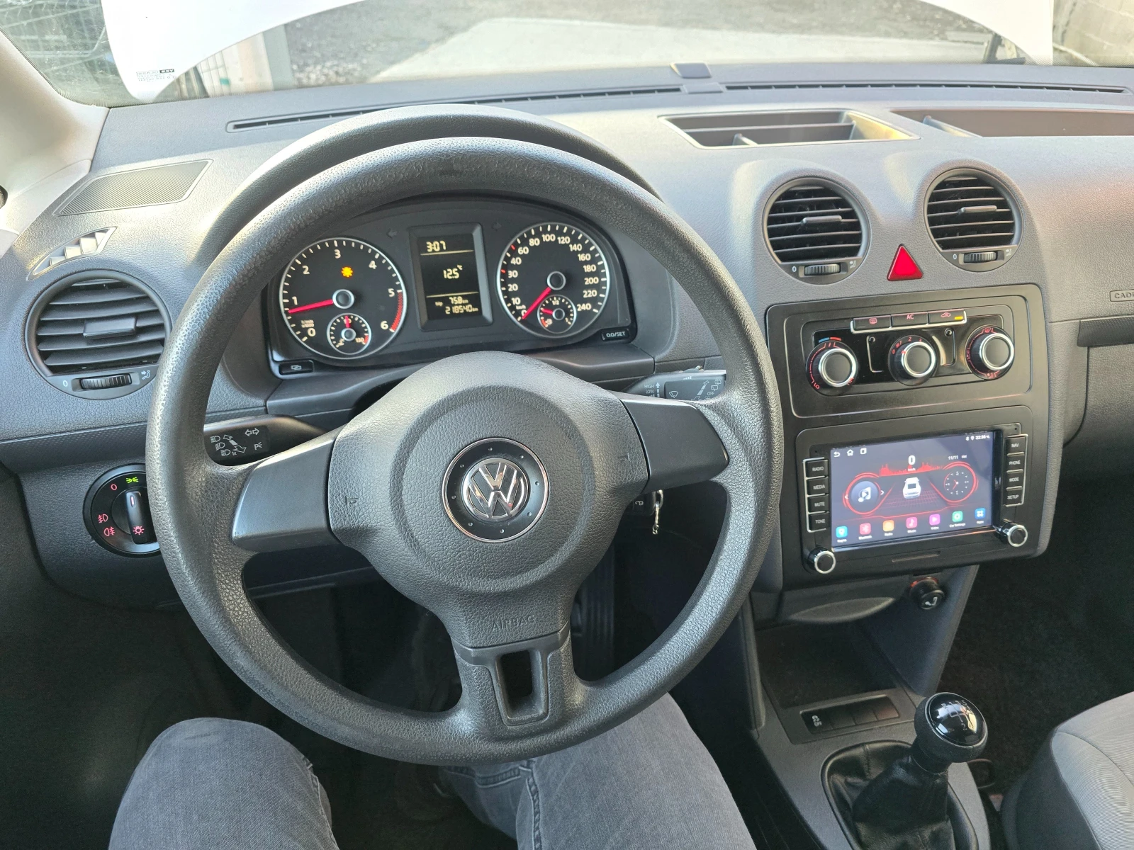 VW Caddy 1.6 TDI - изображение 7