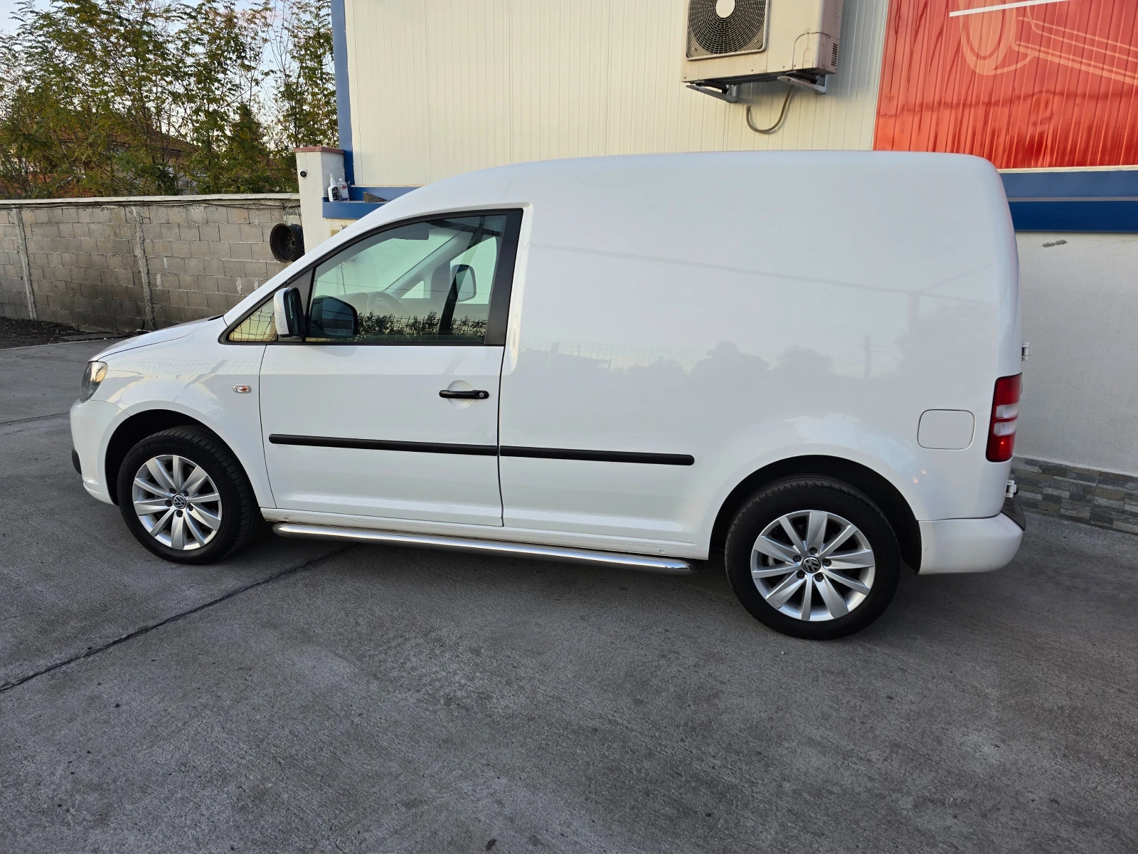 VW Caddy 1.6 TDI - изображение 4