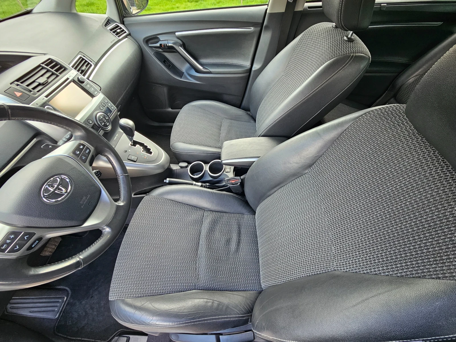Toyota Verso  - изображение 7