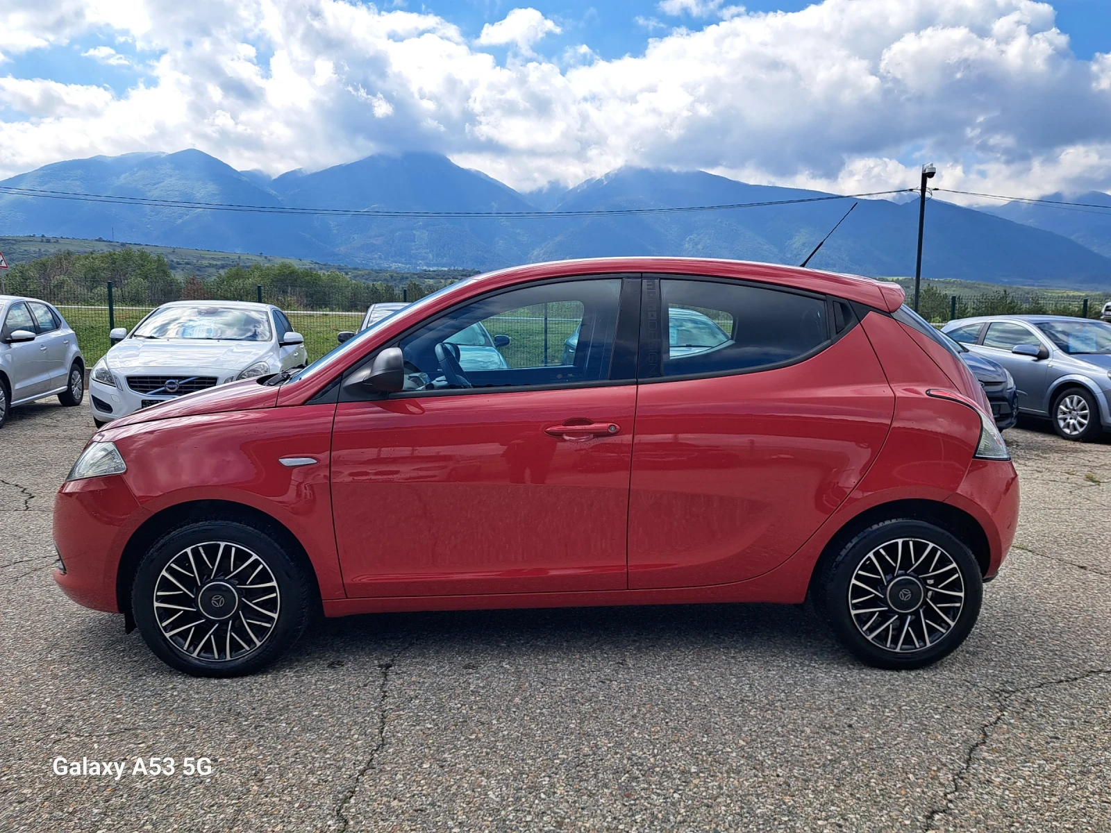 Lancia Ypsilon 1, 3 m-jet MOMO DESIGNE - изображение 8