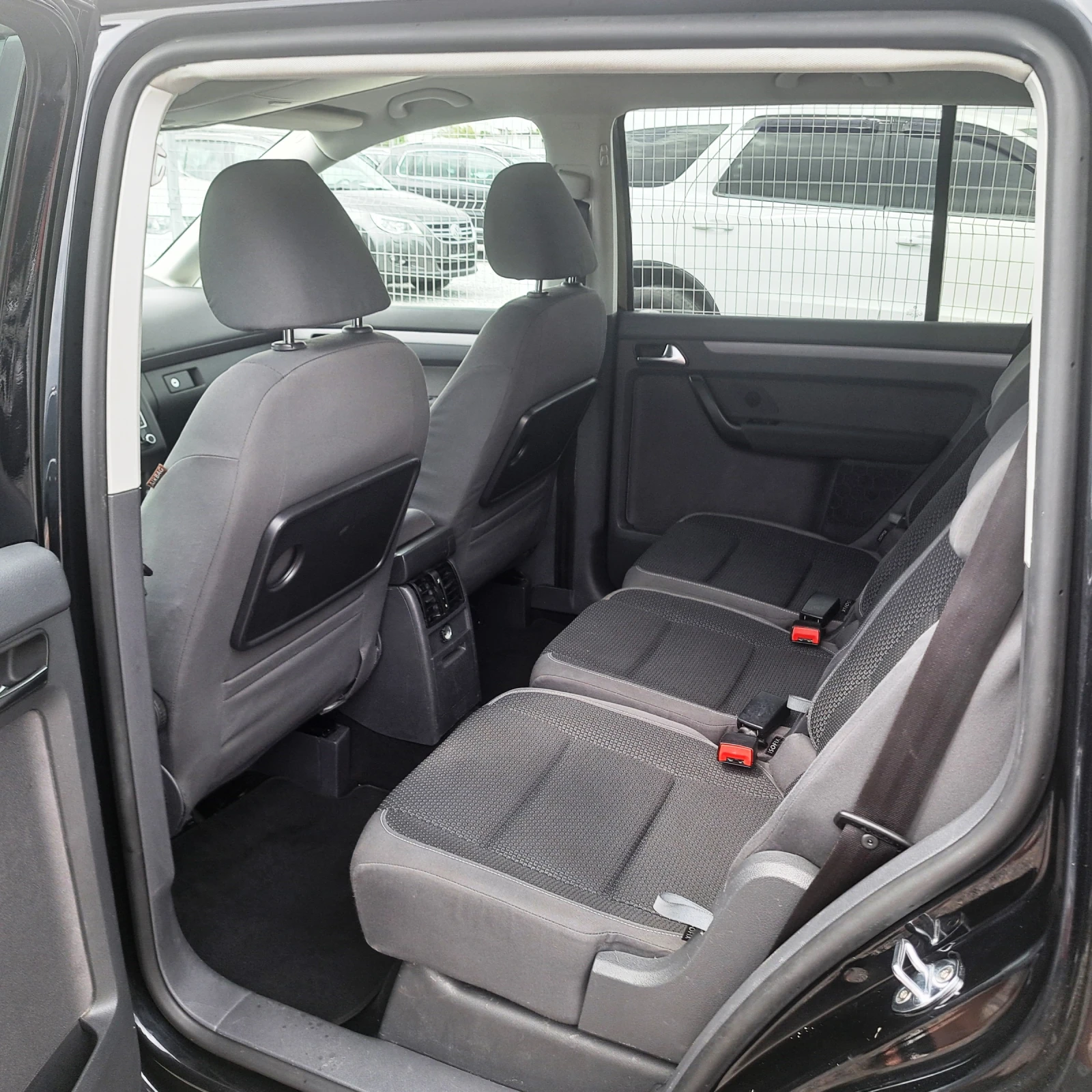 VW Touran TDI* 6 СК.* 7 МЕСТА* УНИКАТ!*  - изображение 9