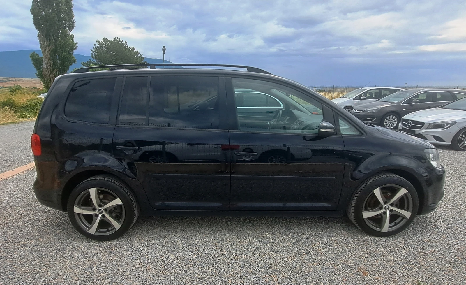VW Touran TDI* 6 СК.* 7 МЕСТА* УНИКАТ!*  - изображение 5