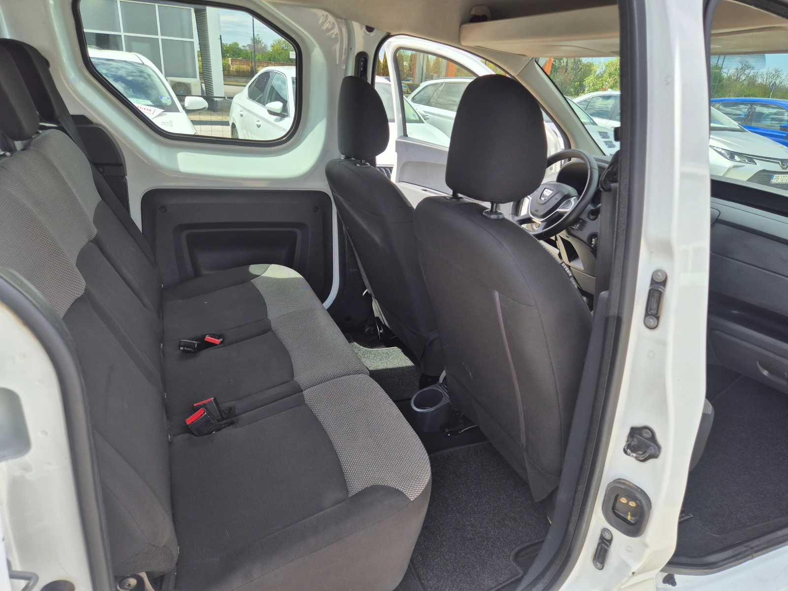 Dacia Dokker 1.5DCI 75кс.N1 4+ 1 места - изображение 10