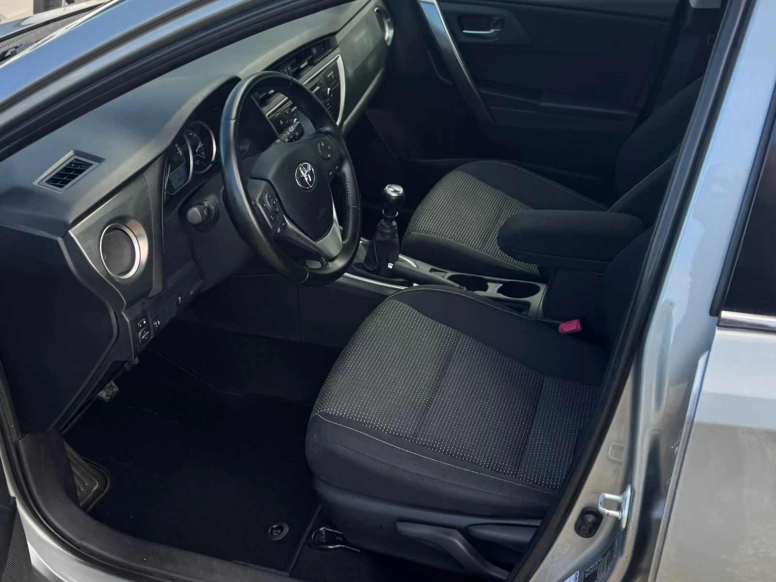 Toyota Auris | Mobile.bg — изображение 8