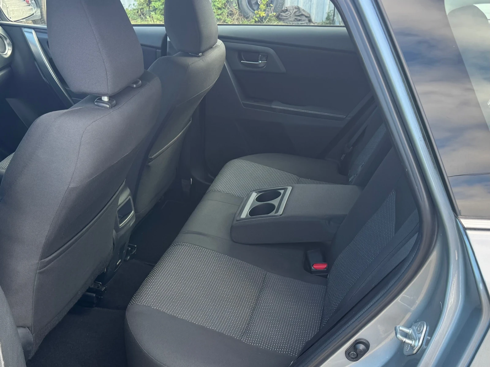 Toyota Auris | Mobile.bg — изображение 10