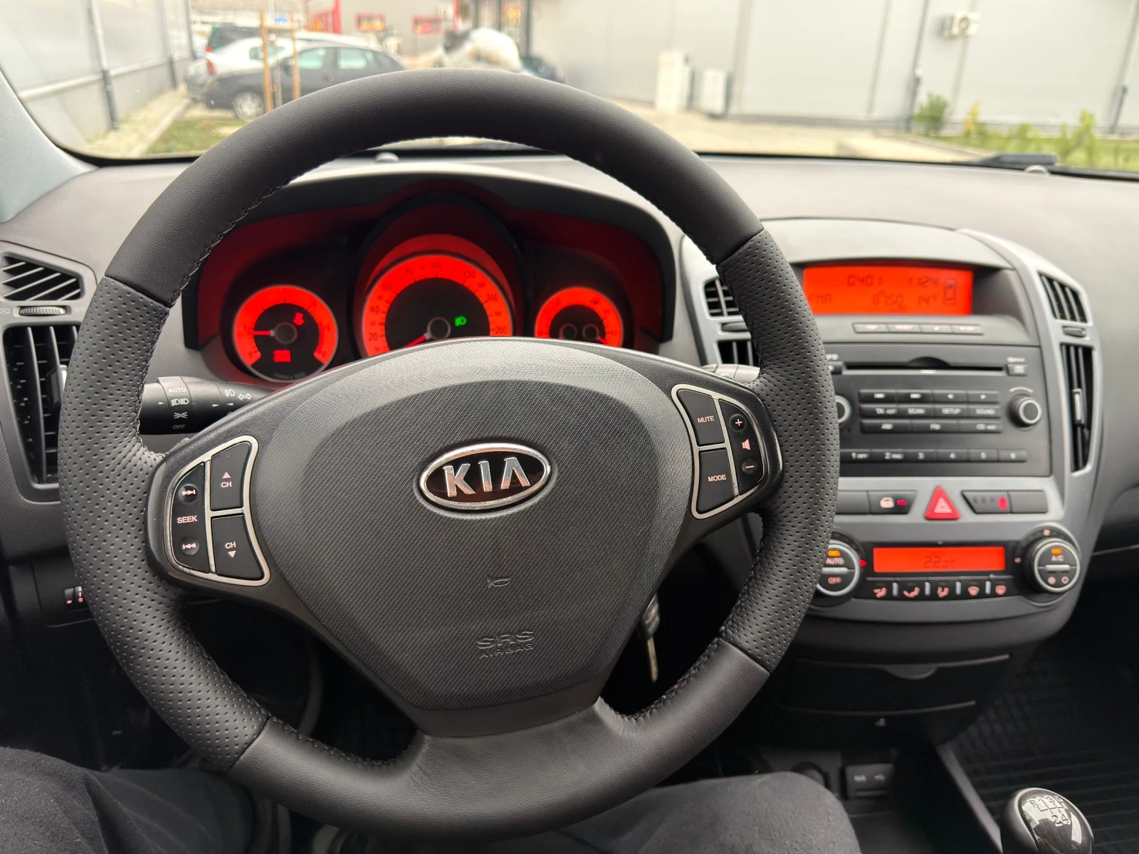 Kia Ceed 1.6 CRDI 90 / | Mobile.bg   12