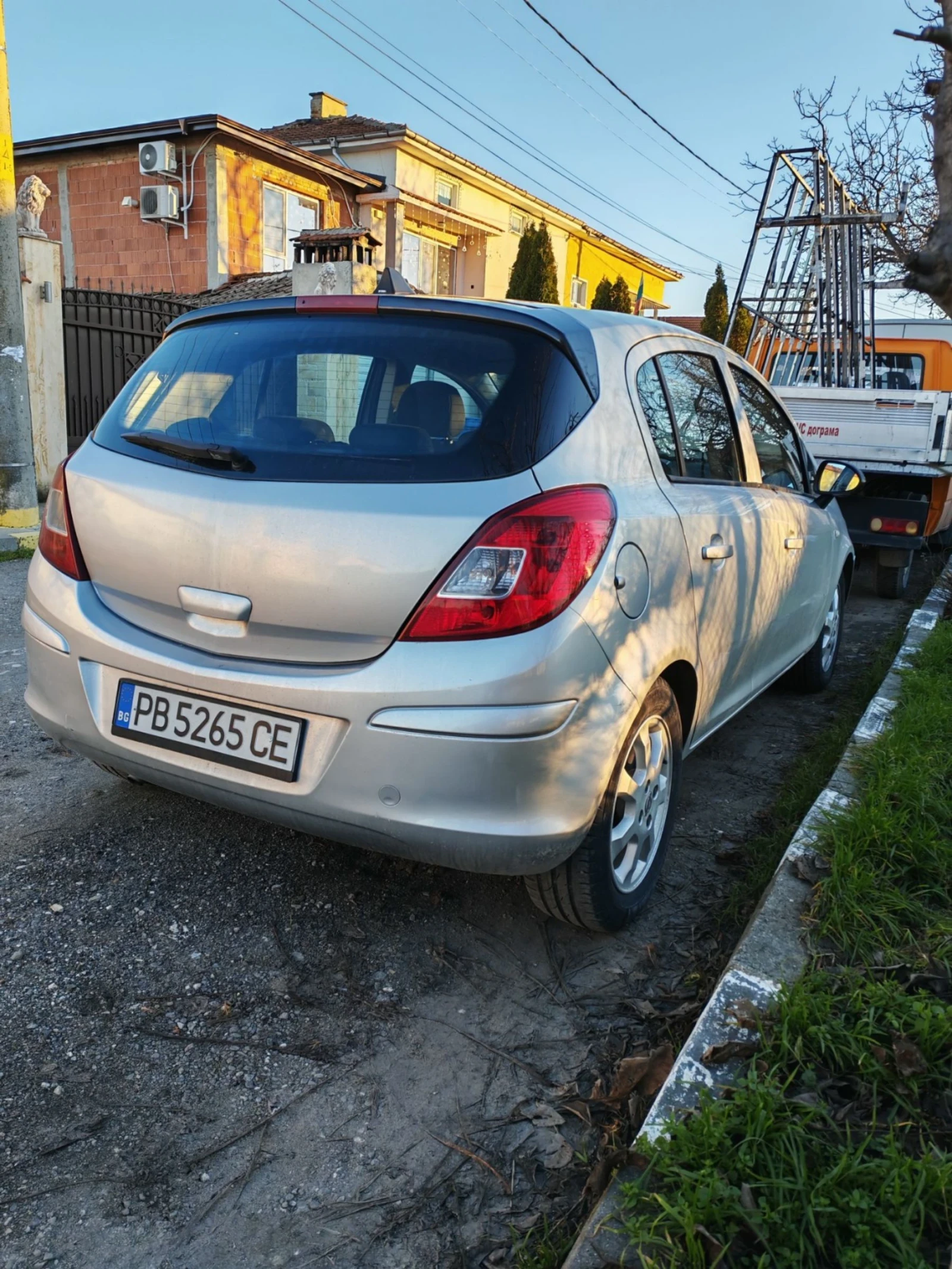 Opel Corsa  - изображение 2