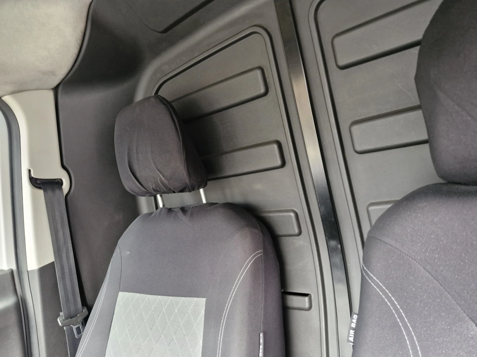 Ford Courier  - изображение 7