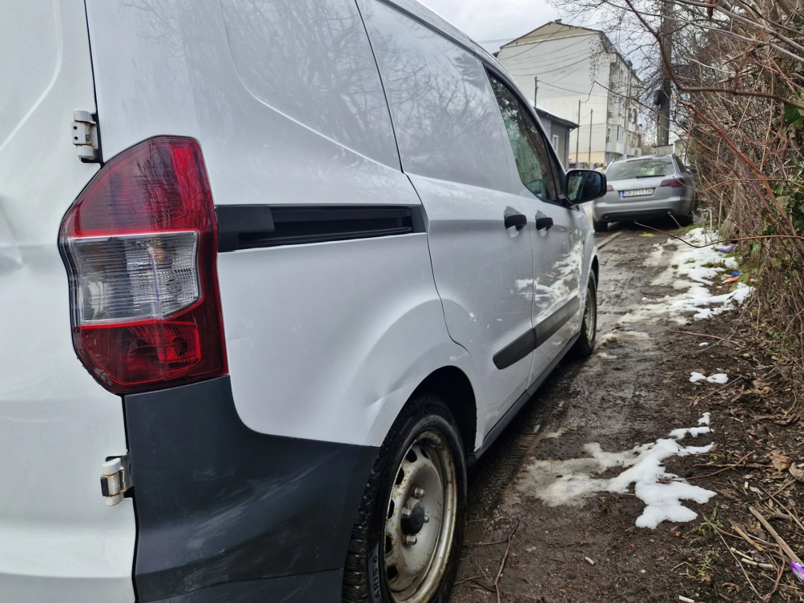 Ford Courier  - изображение 6