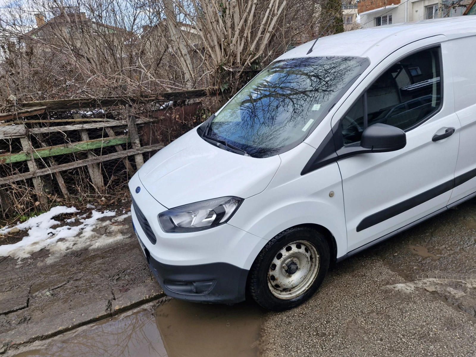 Ford Courier  - изображение 5