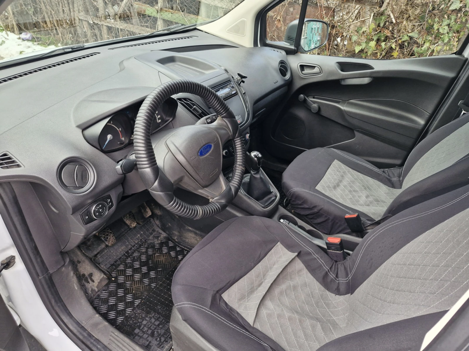 Ford Courier  - изображение 9