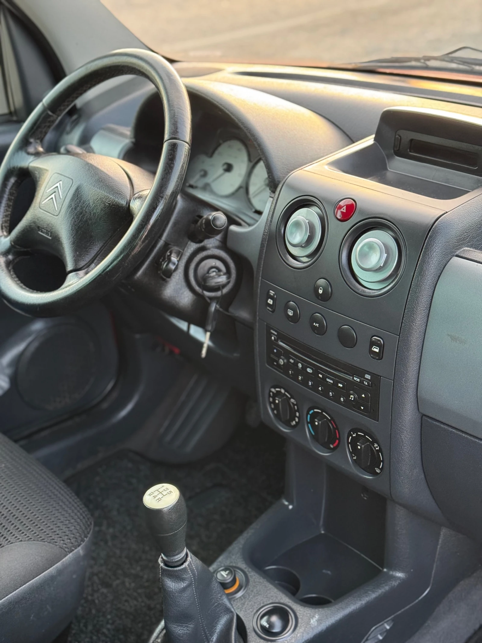 Citroen Berlingo 1.6i* 2008г* Климатик* Германия* Оригинал* Топ, снимка 12 - Автомобили и джипове - 54230905