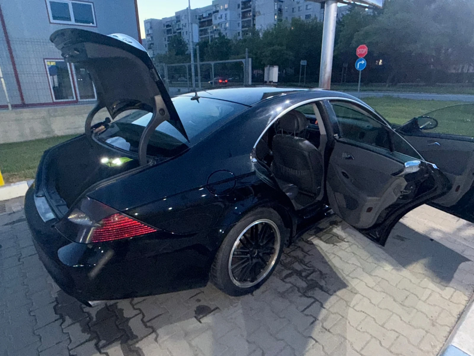 Mercedes-Benz CLS 320, снимка 11 - Автомобили и джипове - 54358292