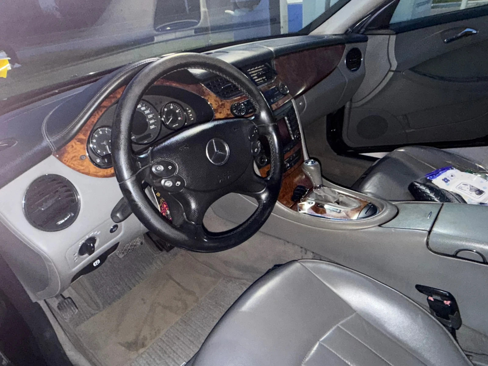 Mercedes-Benz CLS 320, снимка 6 - Автомобили и джипове - 54358292