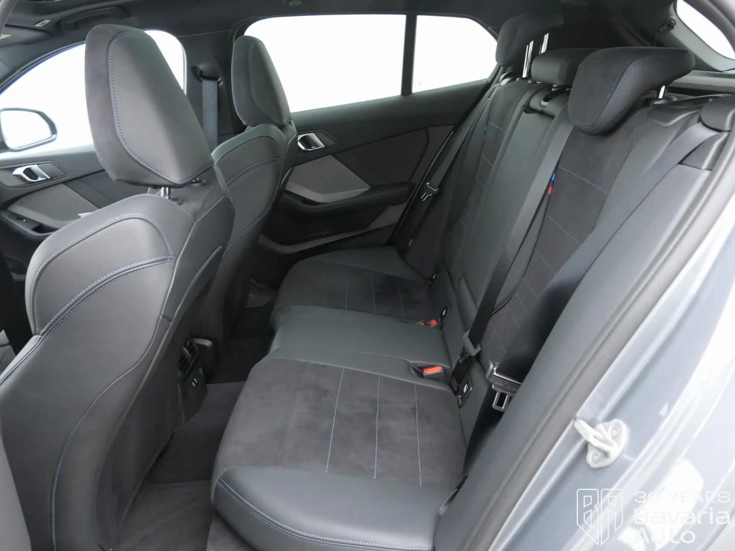 BMW 120 M Sport Paket Steptronic, снимка 8 - Автомобили и джипове - 54429412